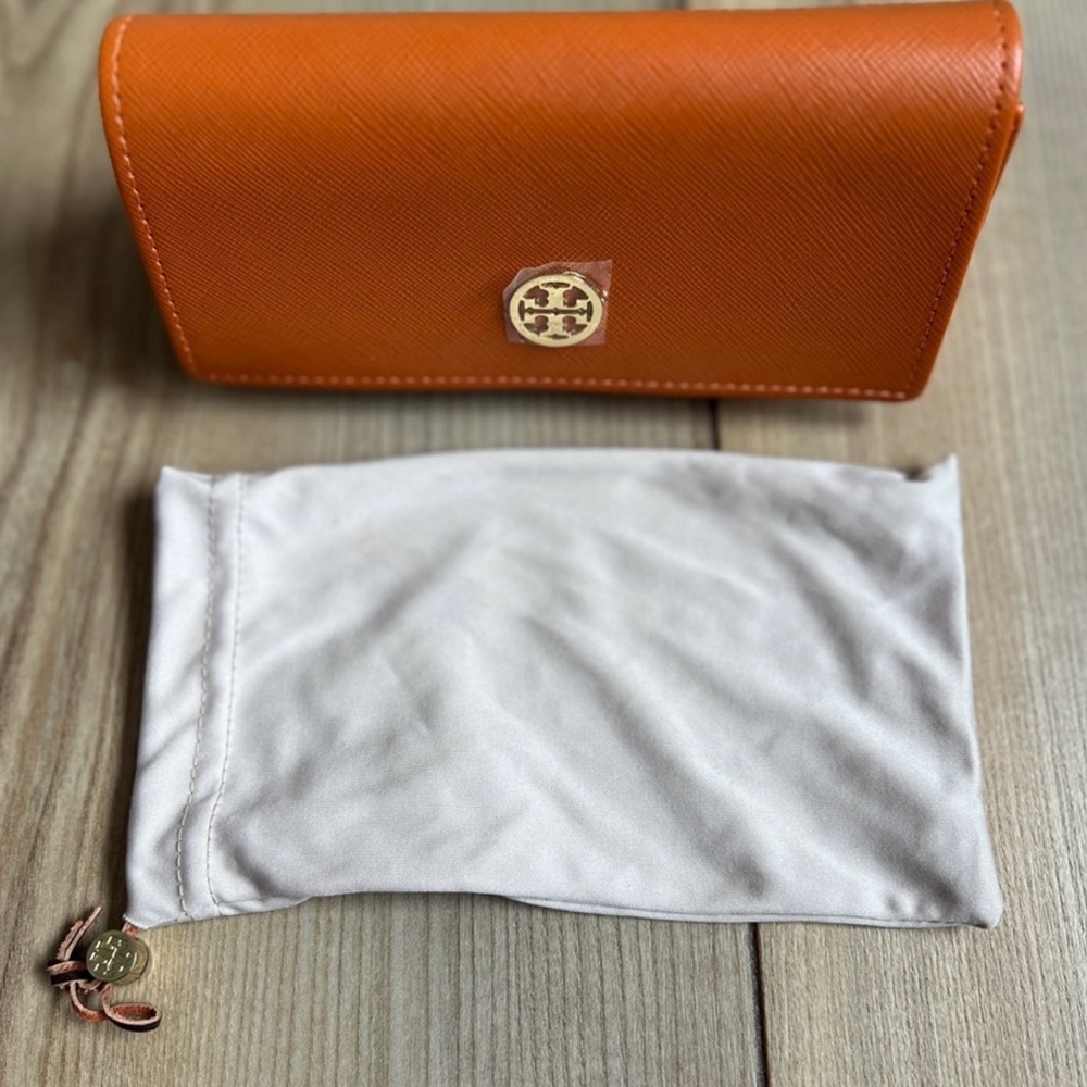 New Tory Burch glasses case and bag included